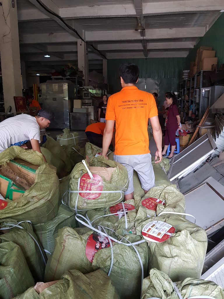 Dịch vụ chuyển kho xưởng giá rẻ Dịch vụ chuyển kho xưởng giá rẻ